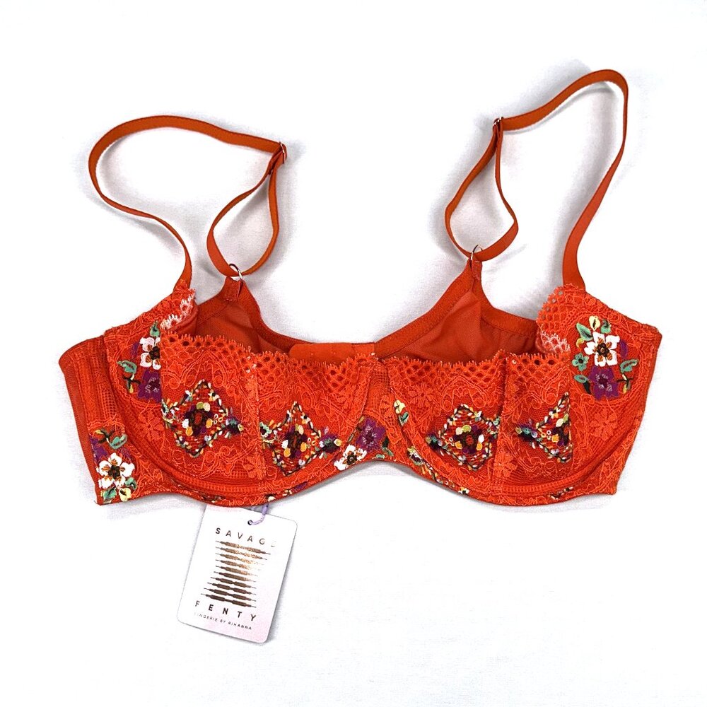 SAVAGE X FENTY Dolled Up Lace Quarter‎ Cup Bra